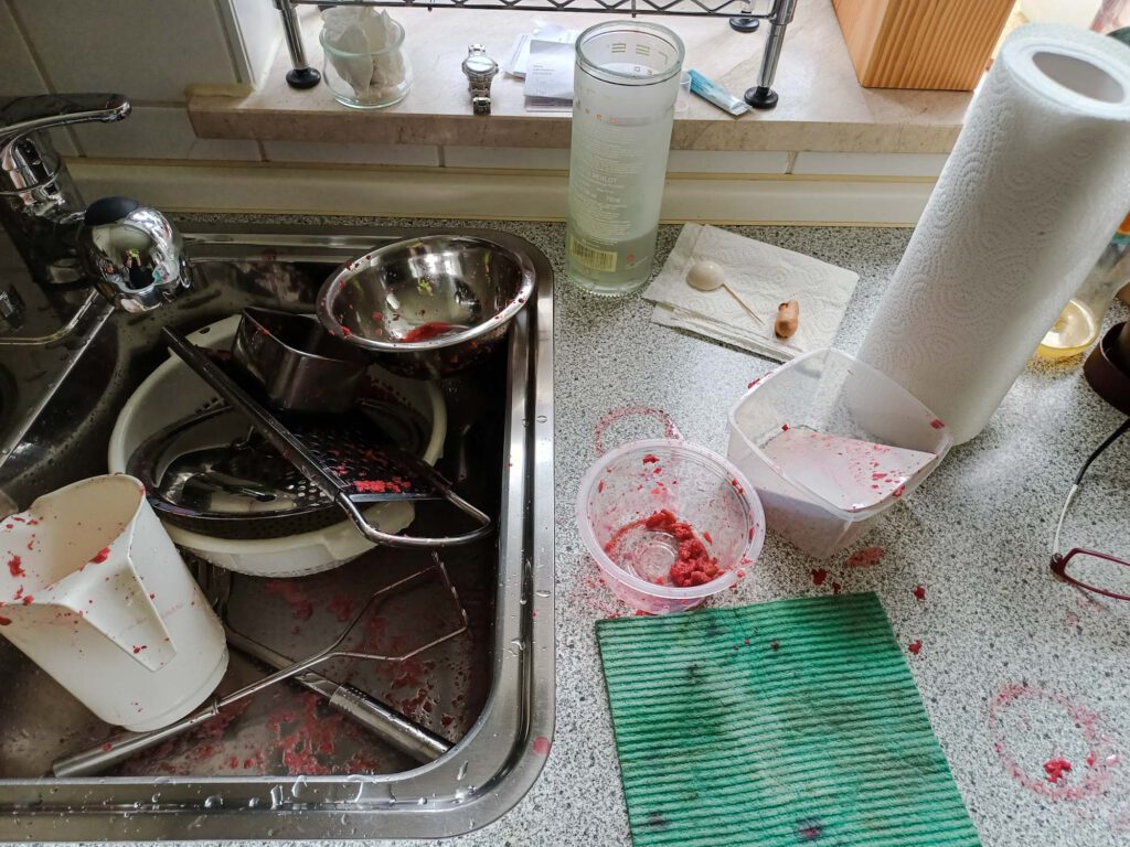 Kornelkirschen entkernen, welch Sauerei!